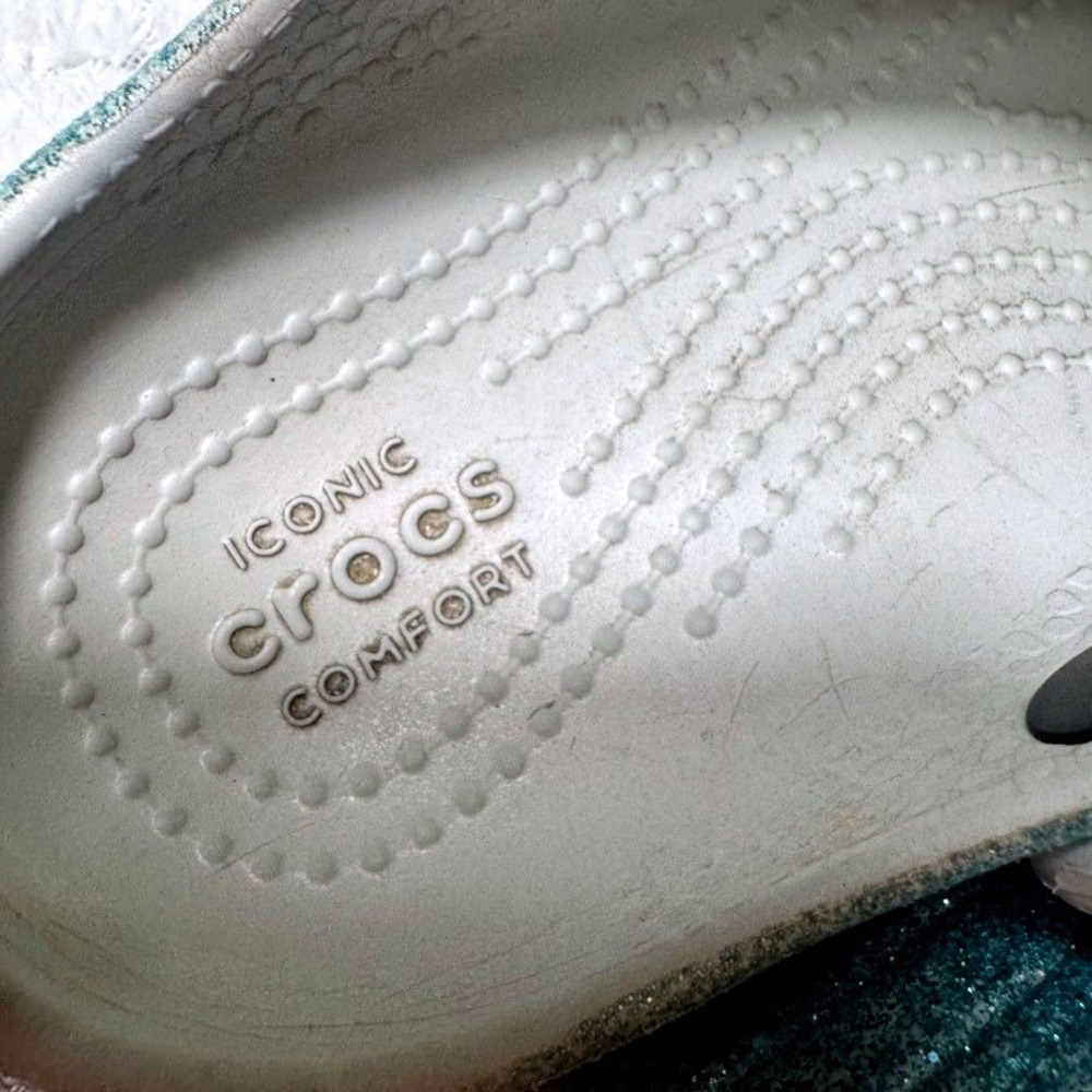 Glitter gray and blue crocs size child 11 - Picture 5 of 5